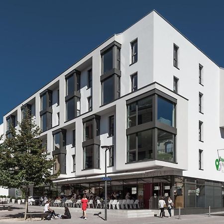 Base Nyon Hotel Exterior photo